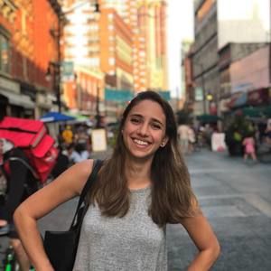 Meet your Posher, Alexis